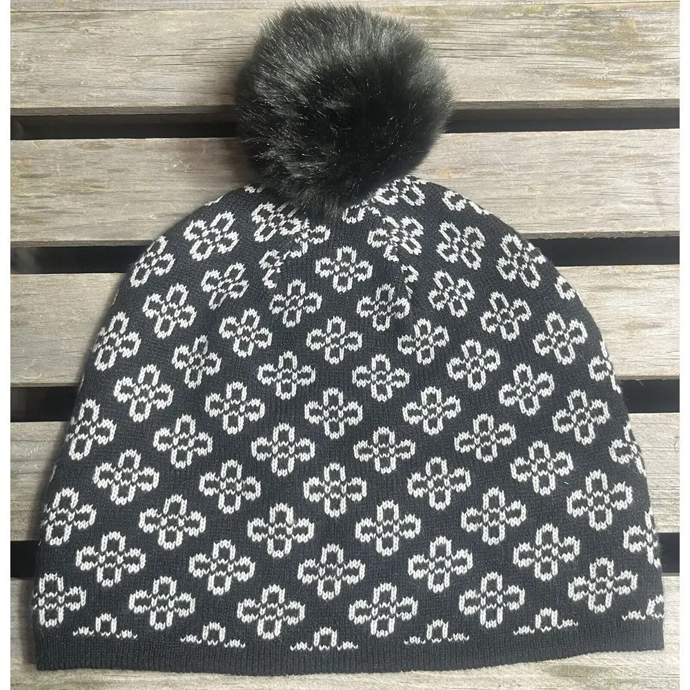 Vera Bradley Pom Pom BEANIE HAT Toboggan Black White EUC